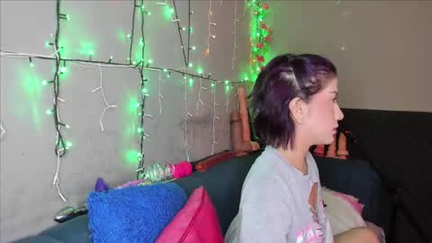 Snapshot of shadia_squirt chatting on October 5, 4:33 am shadia online show from October 5, 4:33 am