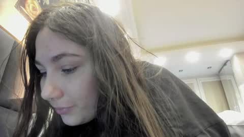 Snapshot of shadow_raffi chatting on February 23, 2:25 pm shadow_raffi online show from February 23, 2:25 pm