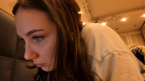 Snapshot of shadow_raffi chatting on November 3, 6:09 pm shadow_raffi online show from November 3, 6:09 pm