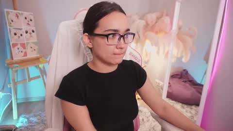 Lily  online show from October 30, 6:48 am