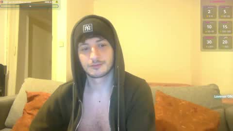 Snapshot of shadysinnerman chatting on November 1, 8:22 pm Sinnermann online show from November 1, 8:22 pm