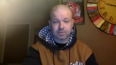 Shady online show from February 8, 3:19 am