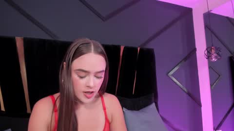 Shaina Vasquez online show from September 15, 1:16 am