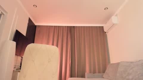 Snapshot of shaix_xx chatting on December 15, 1:59 pm Yanmei online show from December 15, 1:59 pm