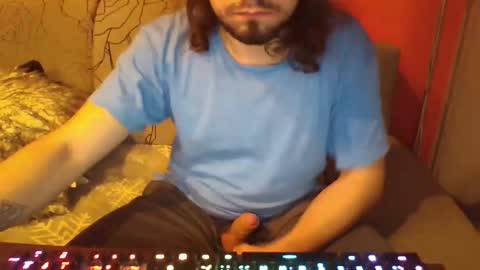 Snapshot of shalalatralala chatting on December 3, 8:06 pm Shalalatralala SF online show from December 3, 8:06 pm