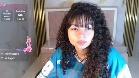 Snapshot of shalon_diaz_sub chatting on February 25, 11:11 pm Shalon online show from February 25, 11:11 pm