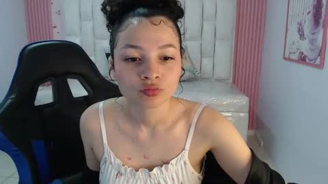 Snapshot of shalon_diaz_sub chatting on September 13, 1:27 am Shalon online show from September 13, 1:27 am