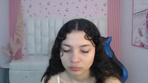 Snapshot of shalon_diaz_sub chatting on October 20, 1:33 pm Shalon online show from October 20, 1:33 pm