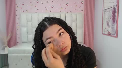 Shalon  online show from January 13, 1:05 pm