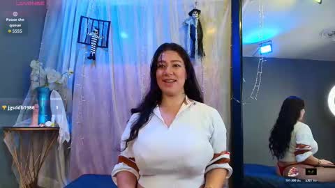 shalyn_lux online show from October 23, 3:28 am