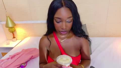 Catalina online show from February 26, 12:05 am