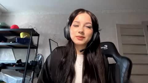 Viola online show from October 19, 6:25 am