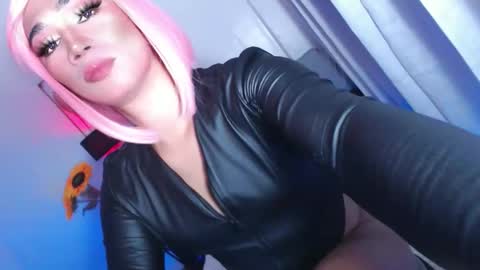 MISS SHANE online show from April 15, 3:02 am