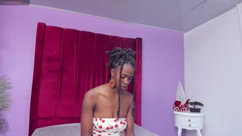 shanelle7 online show from December 17, 3:07 pm