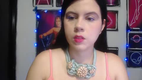 Snapshot of shanellmoore chatting on February 20, 11:42 am Shanell Moore online show from February 20, 11:42 am