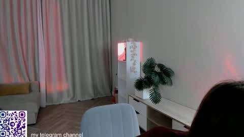 Snapshot of shanellwreath chatting on January 16, 5:39 pm me name is Mia online show from January 16, 5:39 pm