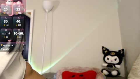 Snapshot of shani_broks chatting on December 31, 12:11 am Hi im Shani your dreams came true 3 online show from December 31, 12:11 am