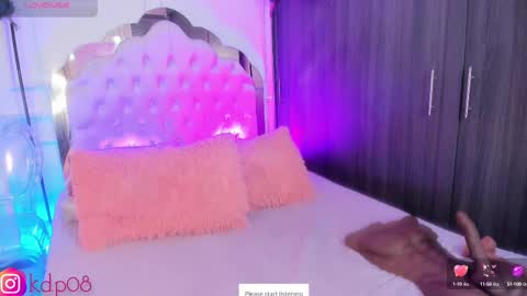 Snapshot of shannol_ryan chatting on September 24, 1:20 am Shannol online show from September 24, 1:20 am