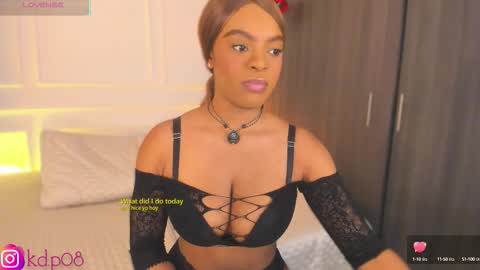 Snapshot of shannol_ryan chatting on October 3, 1:35 am Shannol online show from October 3, 1:35 am