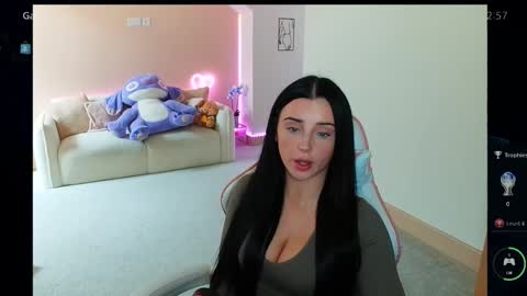 Shanmais online show from October 17, 11:57 am