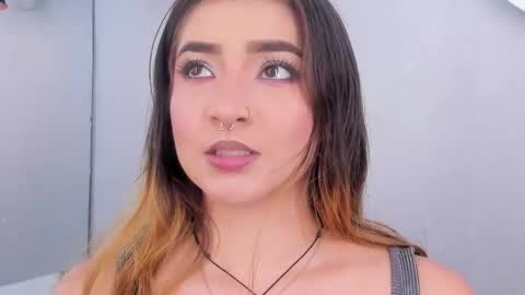 Snapshot of shanntal__ chatting on September 26, 8:35 pm Shanntal online show from September 26, 8:35 pm