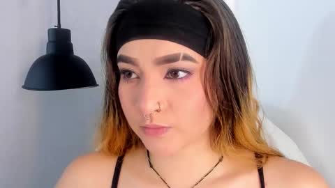 Snapshot of shanntal__ chatting on October 14, 8:09 pm Shanntal online show from October 14, 8:09 pm