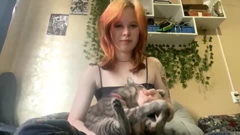 Kristin online show from October 17, 6:05 am