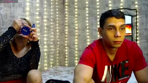 Snapshot of shantal240637 chatting on December 6, 6:37 am Sebastian and Tequila online show from December 6, 6:37 am