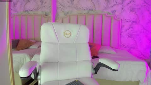 Shantal online show from January 18, 11:14 am