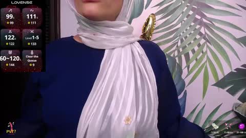 Snapshot of shantalakrisha chatting on February 13, 11:39 am Shantala online show from February 13, 11:39 am