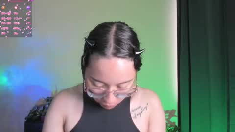 Snapshot of shantalcerezo chatting on November 21, 8:40 pm Cat-FOLLOWME and we talk IGshantal cerezo online show from November 21, 8:40 pm