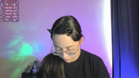 Snapshot of shantalcerezo chatting on November 26, 7:59 pm Cat-FOLLOWME and we talk IGshantal cerezo online show from November 26, 7:59 pm