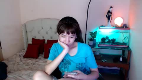 SHANTA FOX  s online show from February 4, 2:21 pm