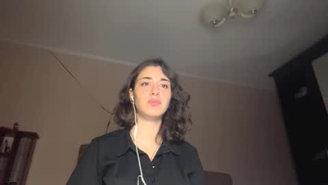 Snapshot of shantellemagnotta chatting on November 10, 7:35 pm Shantel online show from November 10, 7:35 pm