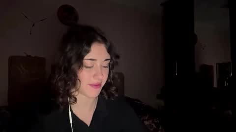 Snapshot of shantellemagnotta chatting on November 30, 9:08 pm Shantel online show from November 30, 9:08 pm