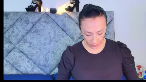 shantey online show from November 27, 11:56 am