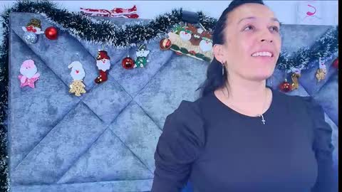 shantey online show from December 19, 1:51 pm