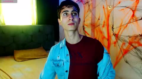 Snapshot of shaquiel_castoro chatting on October 9, 12:47 pm shaquiel online show from October 9, 12:47 pm