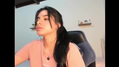 Sara online show from December 14, 5:51 am