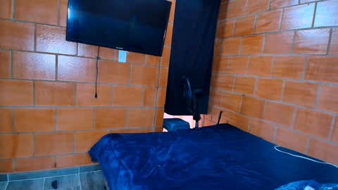 Snapshot of sharain chatting on December 27, 10:16 pm My real name is bella Much Gust online show from December 27, 10:16 pm