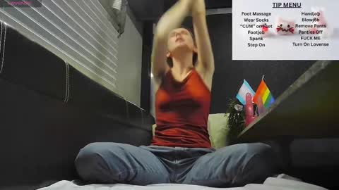 sharkysimon online show from November 5, 4:01 am