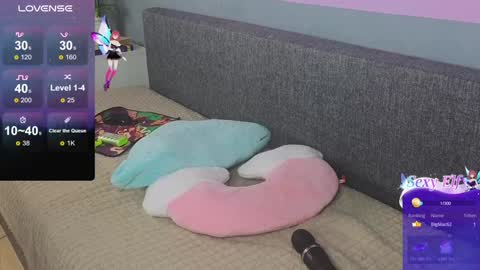 Snapshot of sharli_rose chatting on December 22, 6:37 pm Sharli online show from December 22, 6:37 pm