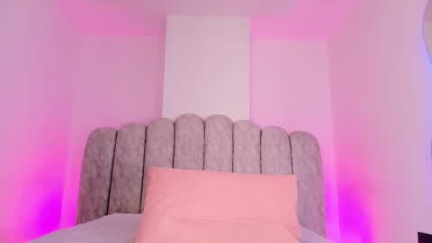 Sharlott online show from February 20, 3:03 am