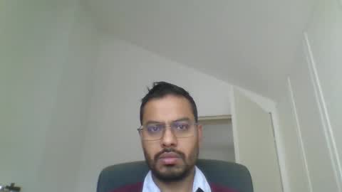 Snapshot of sharmamanxyz chatting on October 15, 6:46 am sharmamanxyz online show from October 15, 6:46 am