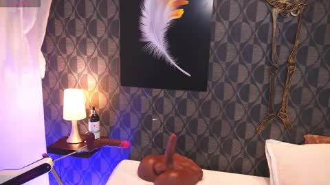 Snapshot of sharomross chatting on October 30, 7:47 pm Sharom online show from October 30, 7:47 pm