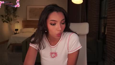 Snapshot of sharon__baker_ chatting on November 25, 10:32 pm sharon baker online show from November 25, 10:32 pm