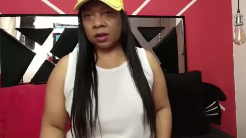 Sharon Noa online show from February 18, 11:28 am