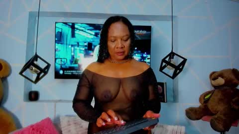 Sharon Noa online show from March 19, 11:36 am