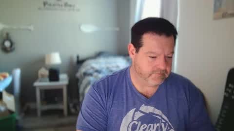 Snapshot of shaw557 chatting on February 6, 2:58 pm Robb Scottsman online show from February 6, 2:58 pm