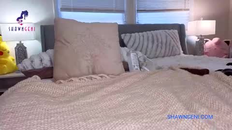 Snapshot of shawn_geni chatting on December 4, 6:16 pm Shawn Geni online show from December 4, 6:16 pm